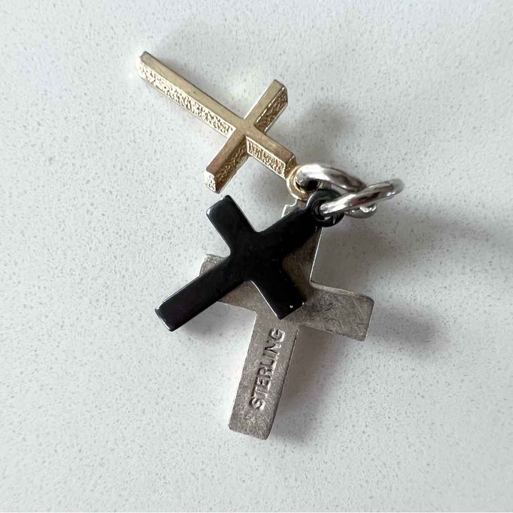 ⭐️ 3 Vintage Sterling Silver Mini Cross Charms - Picture 3 of 6